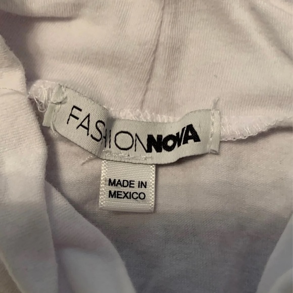 Crop Tops - Picture 2 of 5